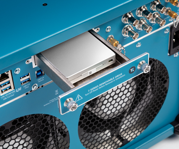 7 系列 DPO 数字荧光示波器